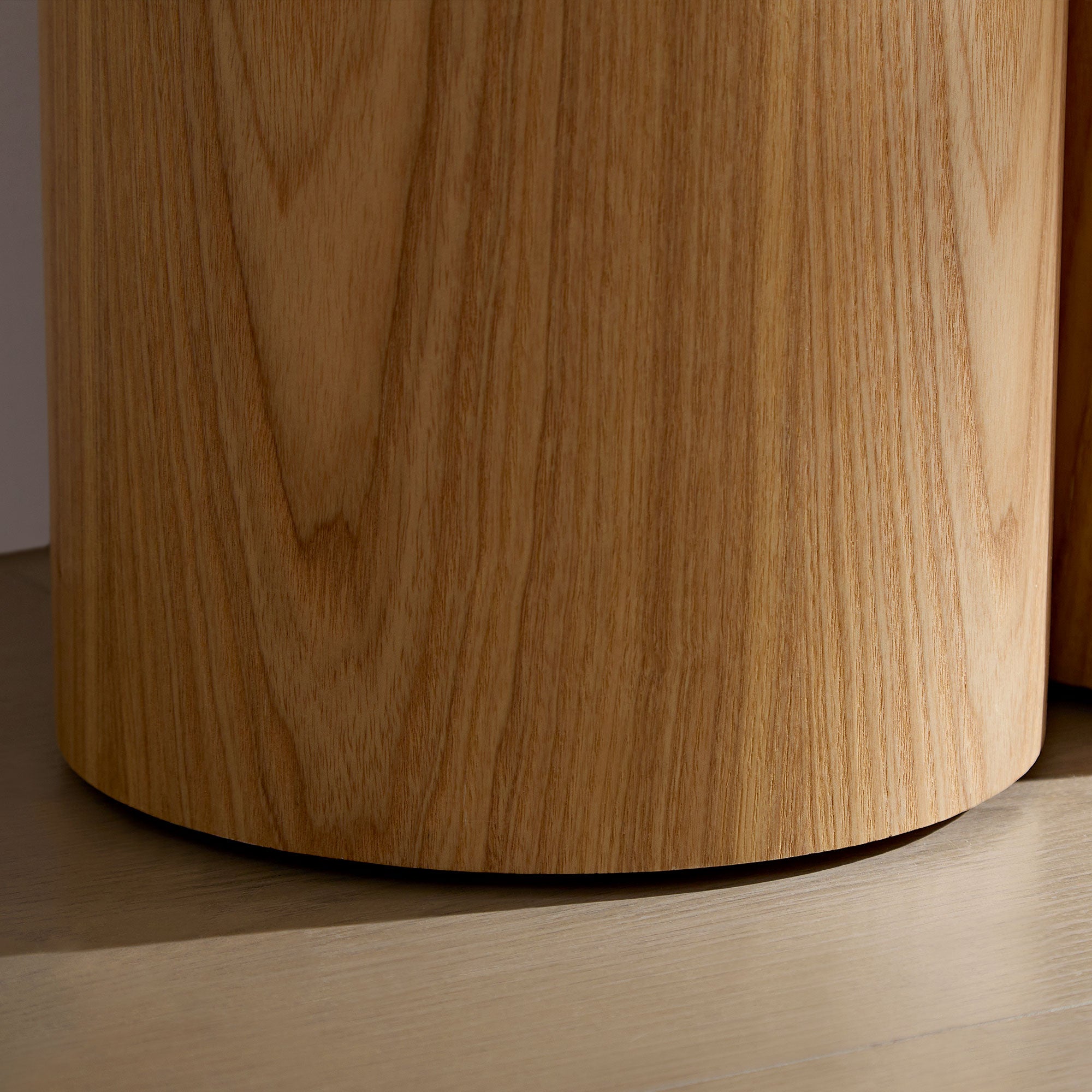 Modern Console Table for Entryway | Unique Cylinder Legs Design – 67" Wood Accent Table, Mid-Century Modern, Natural/Black