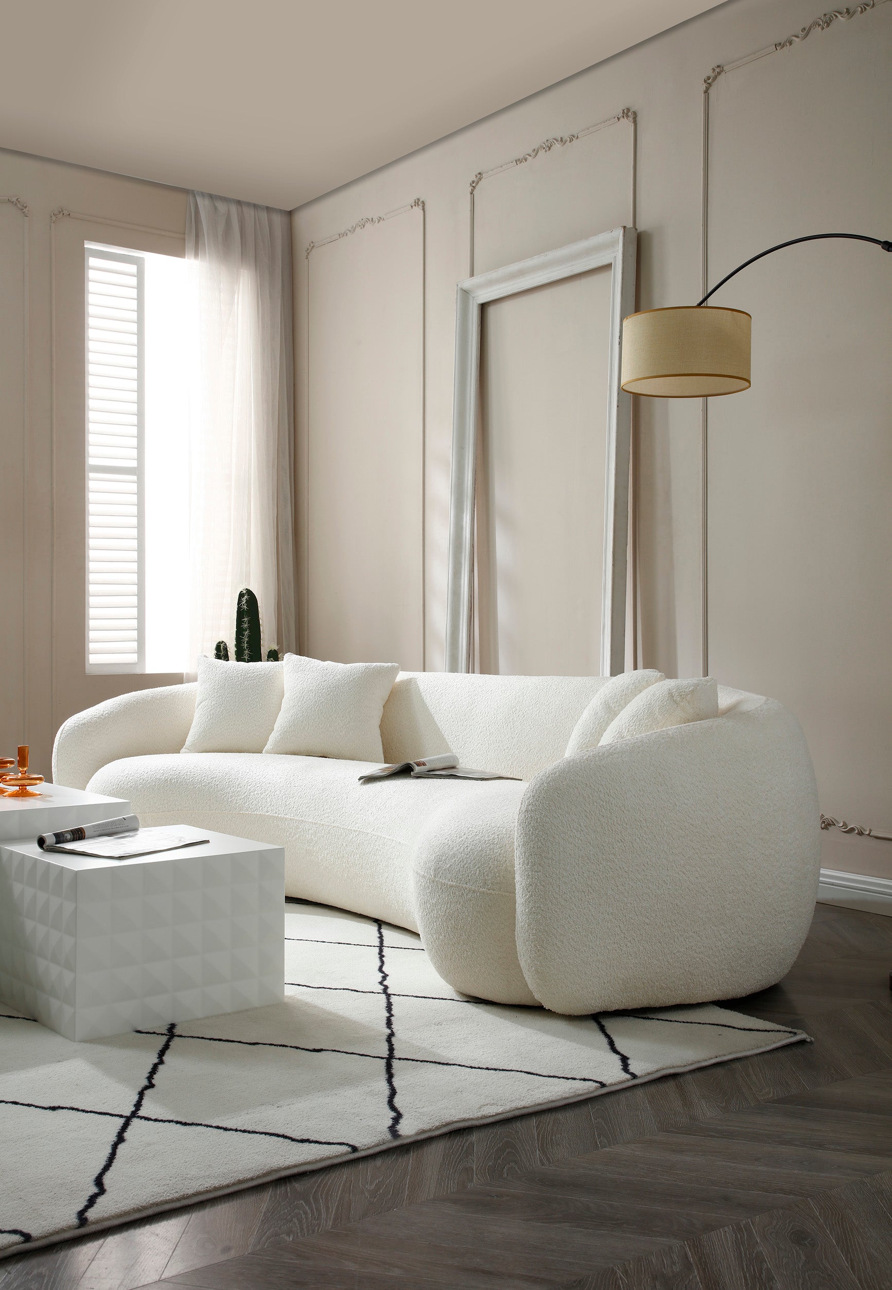 102‘’ Curved Boucle Sofa 4-Seat