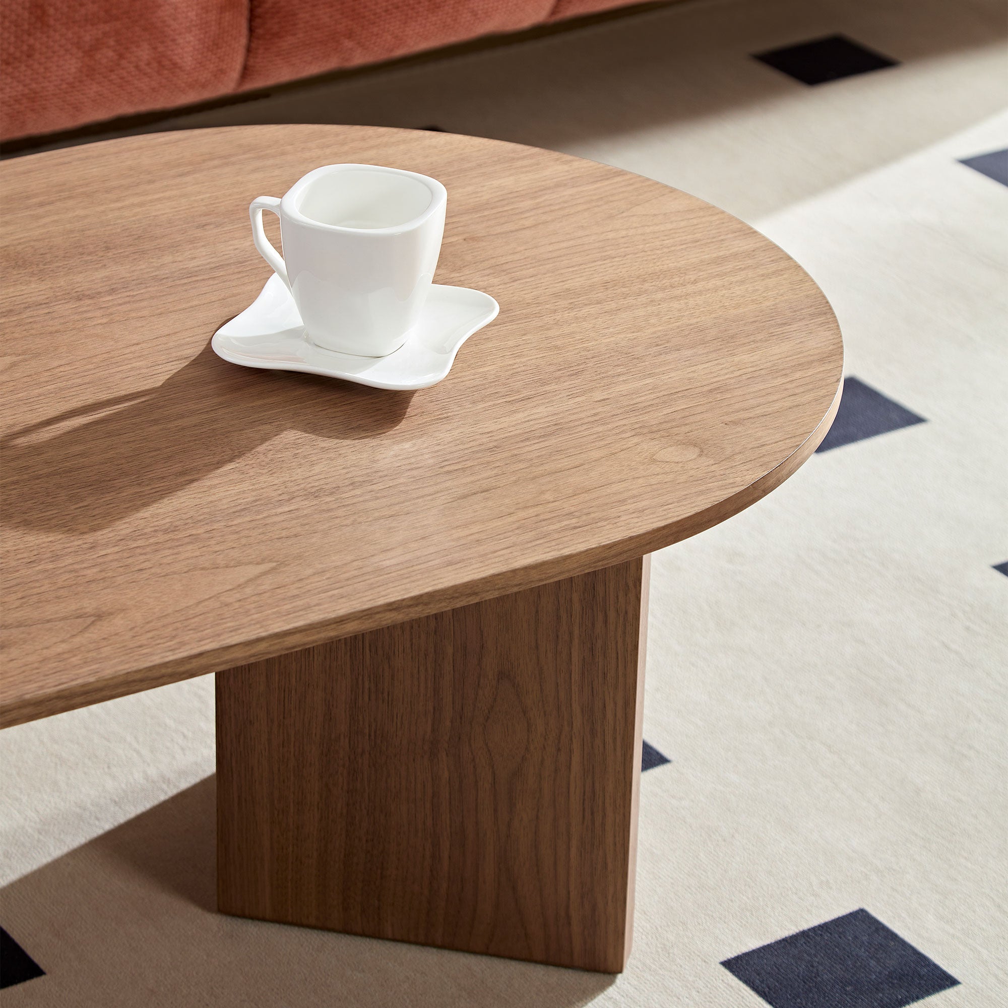 MDF Oval Coffee Table (39.37 Inches): Ideal for Contemporary Living Rooms